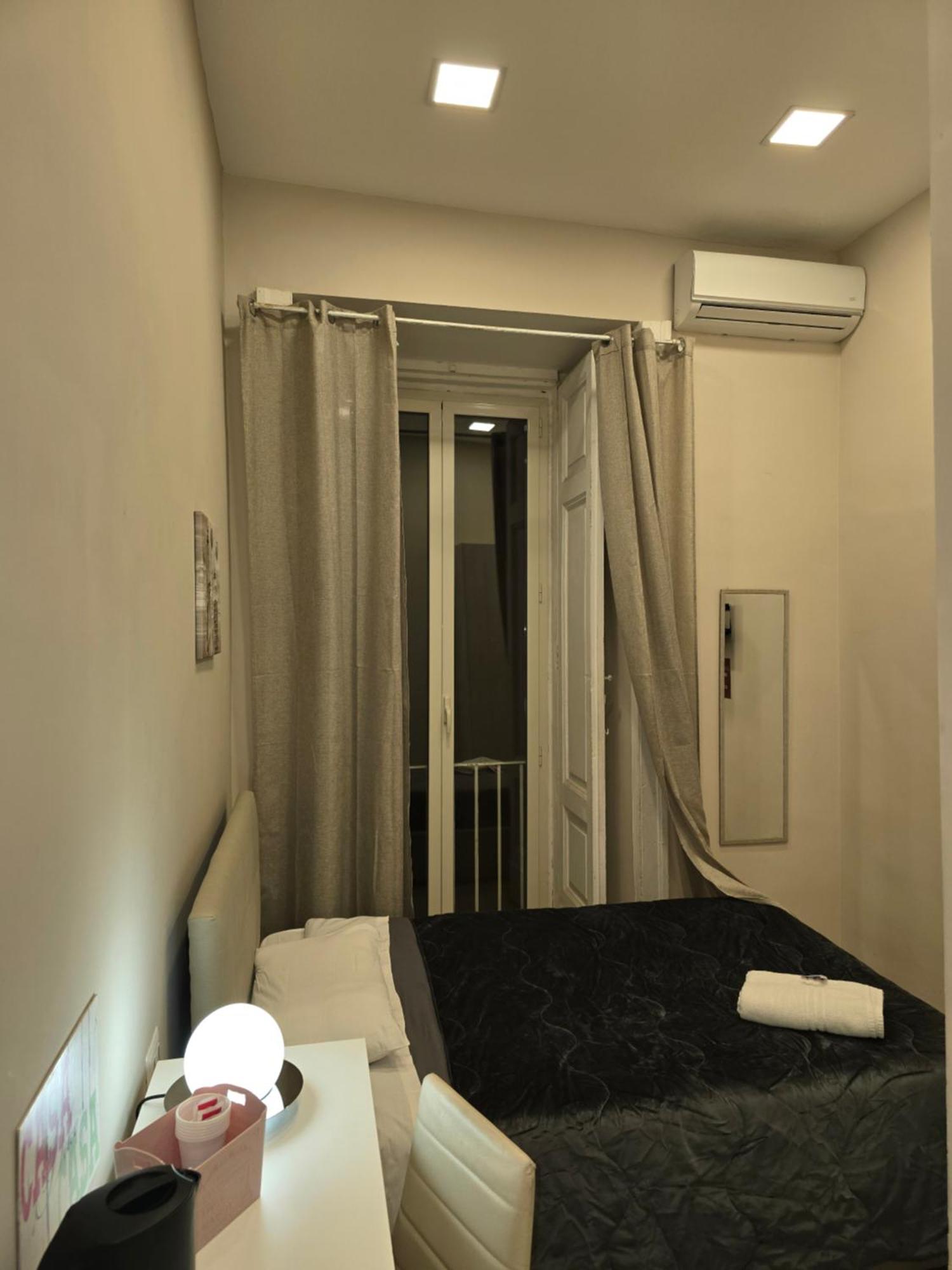 Отель Residenza Esposito Неаполь Номер фото